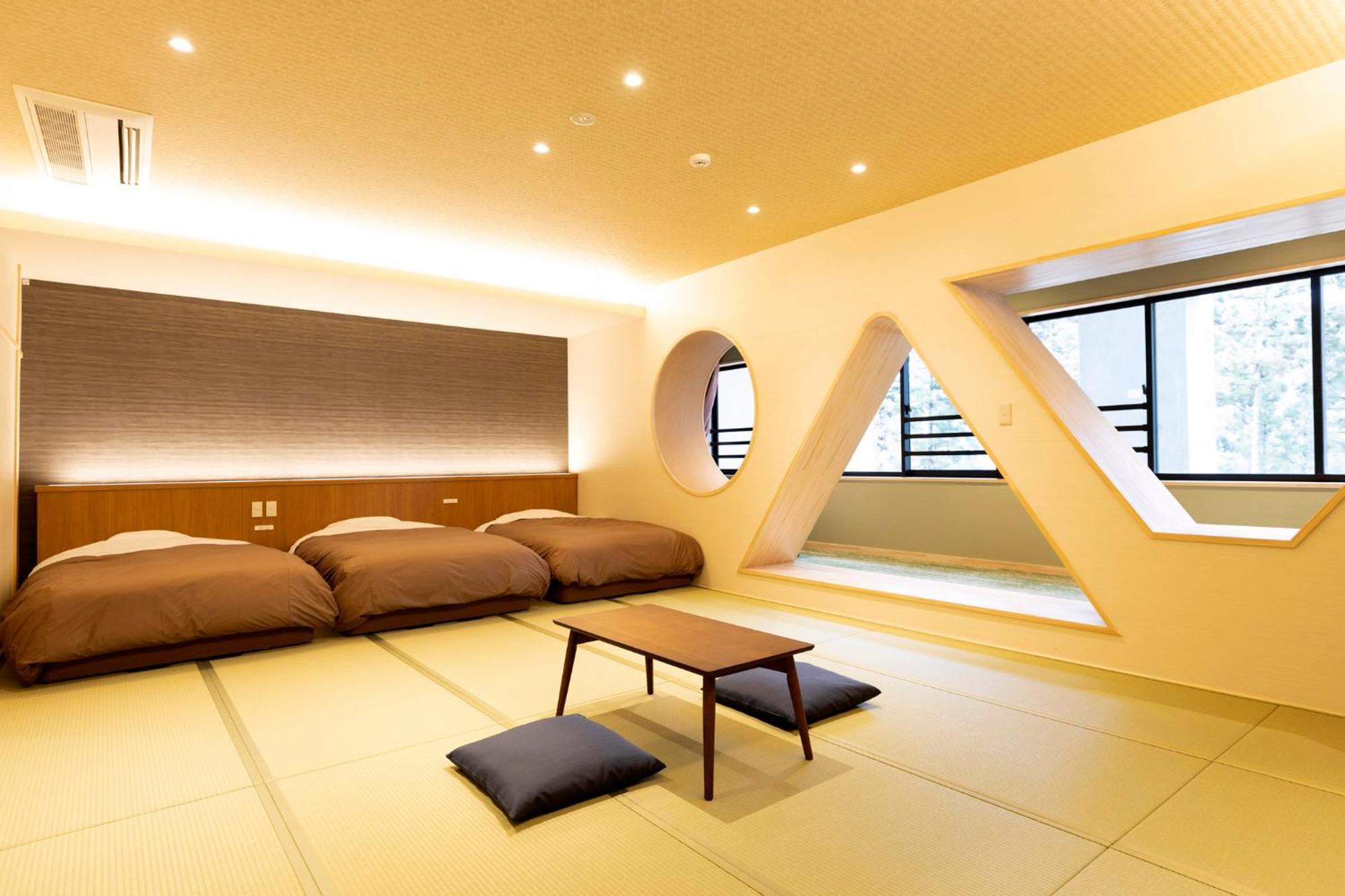 Ooedo Onsen Monogatari Premium Yamanaka Grand Hotel Кага Екстериор снимка