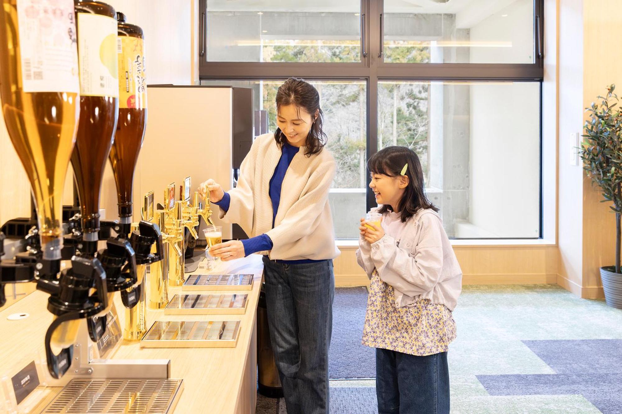 Ooedo Onsen Monogatari Premium Yamanaka Grand Hotel Кага Екстериор снимка