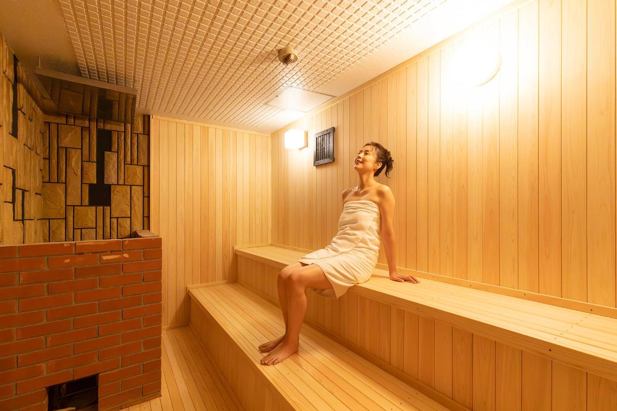 Ooedo Onsen Monogatari Premium Yamanaka Grand Hotel Кага Екстериор снимка