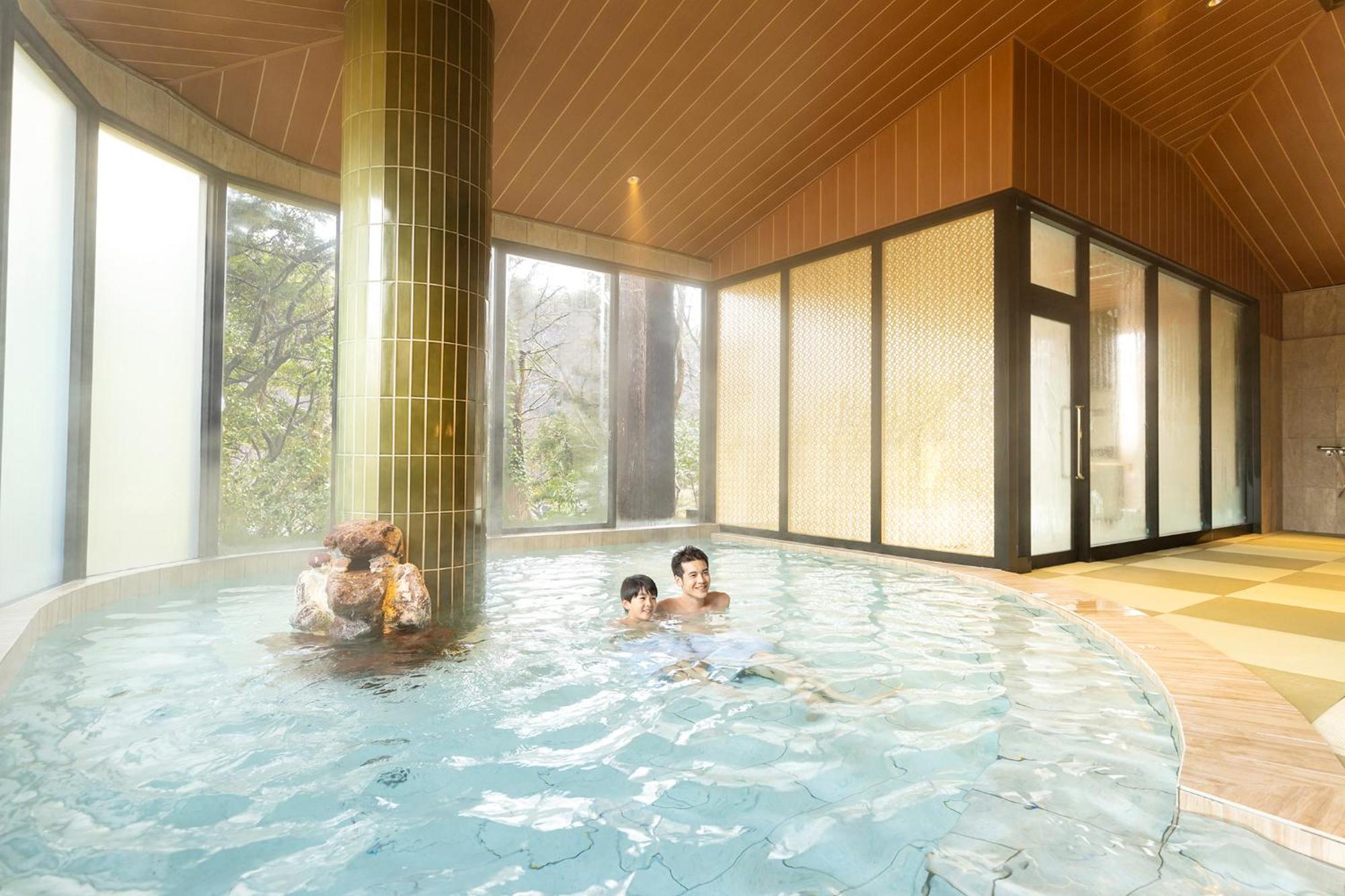 Ooedo Onsen Monogatari Premium Yamanaka Grand Hotel Кага Екстериор снимка